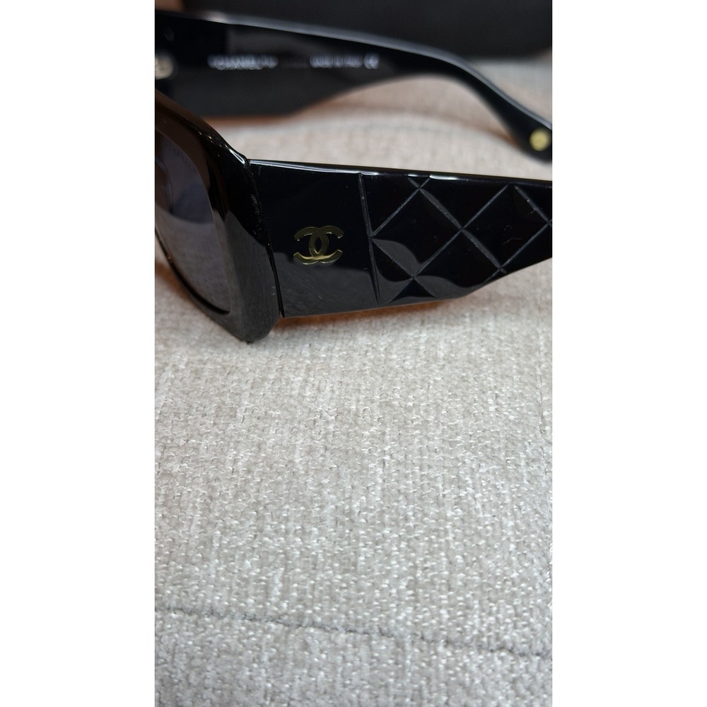 Vintage Chanel 5019 CC Logo Black Quilted Sunglasses Italy - Picture 9 of 16